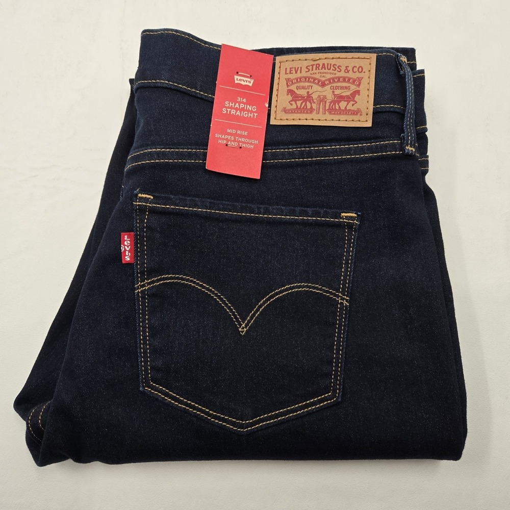 Levi's 314 Shaping Straight Jeans Women's Size 31x34 Blue Mid Rise Denim Pants